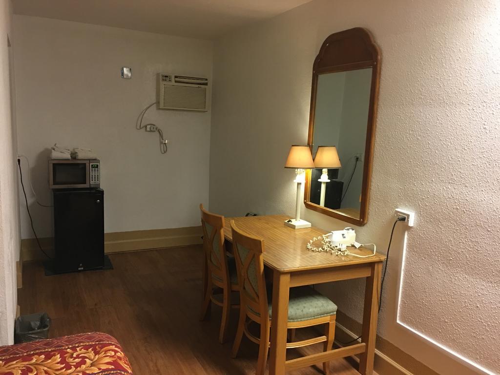 Tri-State Inn Kingman Extérieur photo