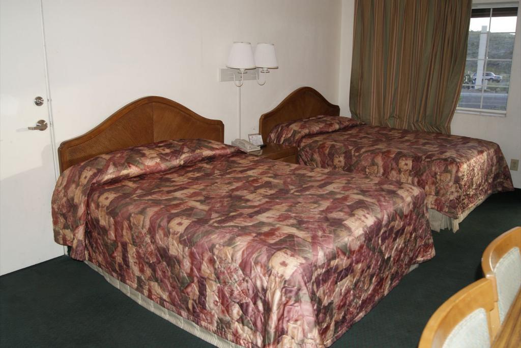 Tri-State Inn Kingman Extérieur photo